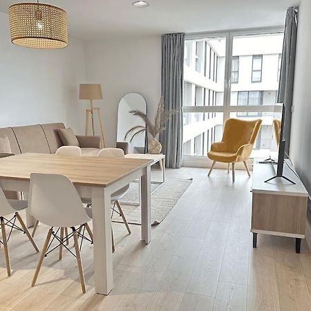 New Port, Free Parking Ybh6A Apartment Vigo Bagian luar foto